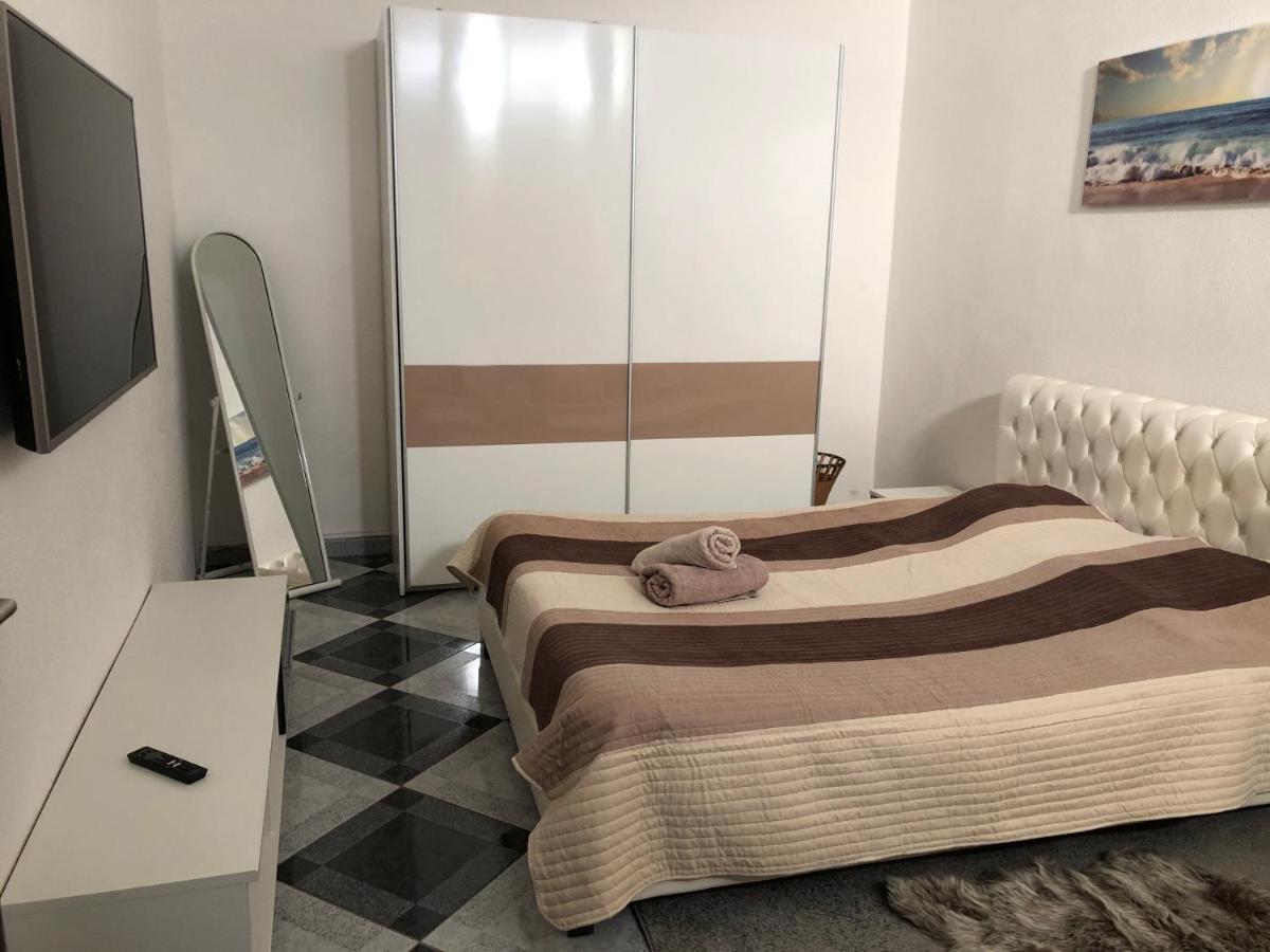 La Villa - Beach House & Rooms ツリクヴェニツァ エクステリア 写真
